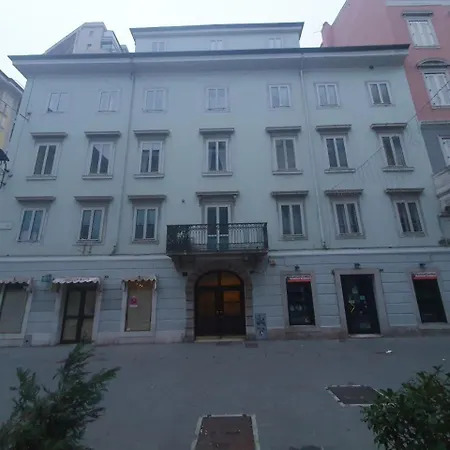 דירה Nicole's - Trilocale In Centro טריאסטה