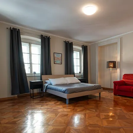 Nicole's - Trilocale In Centro דירה *